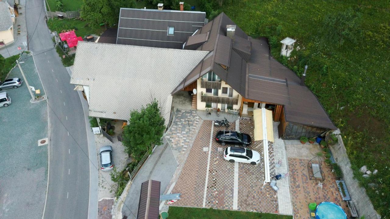 Slovenian Traditional Guest House Begunje na Gorenjskem Exterior photo