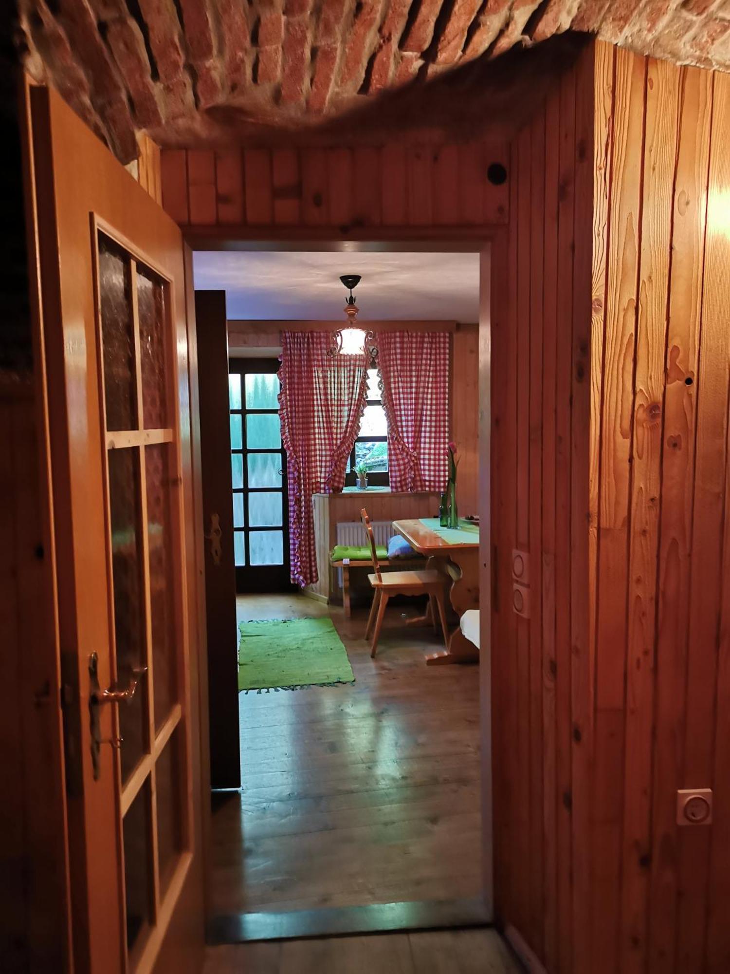 Slovenian Traditional Guest House Begunje na Gorenjskem Room photo