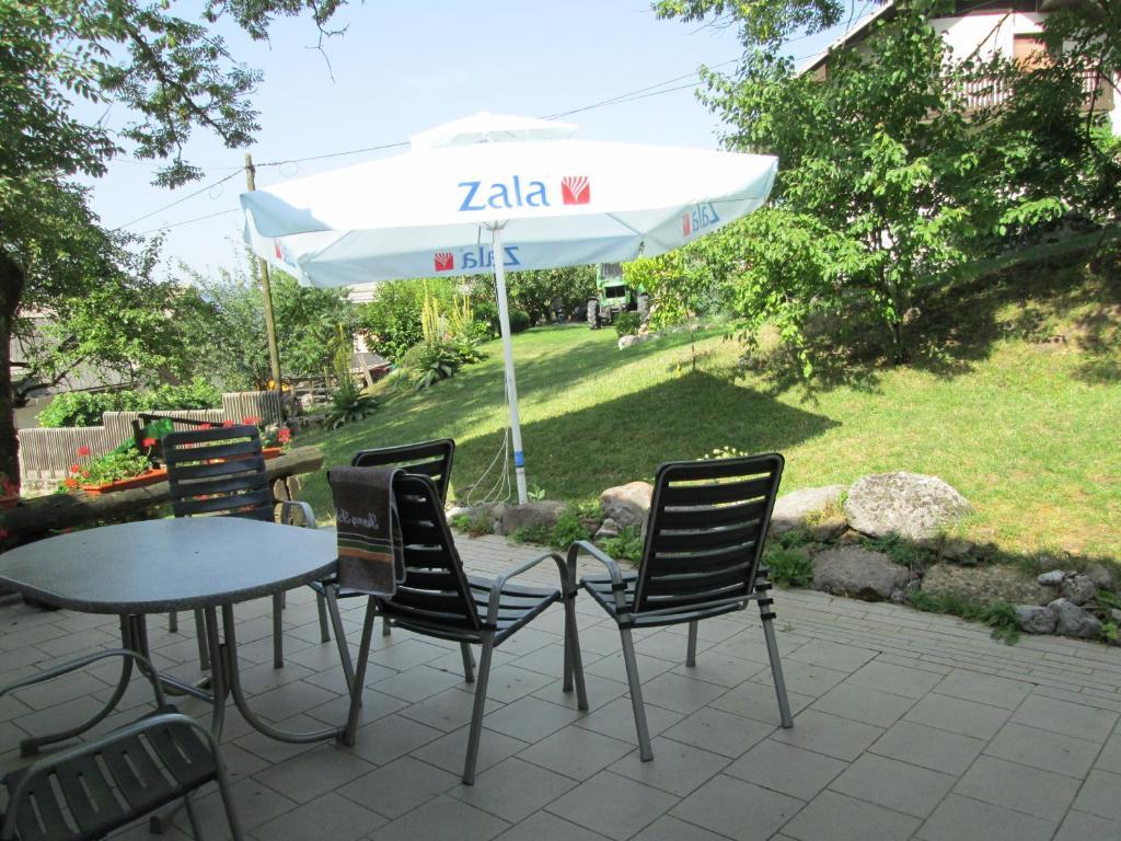 Slovenian Traditional Guest House Begunje na Gorenjskem Room photo