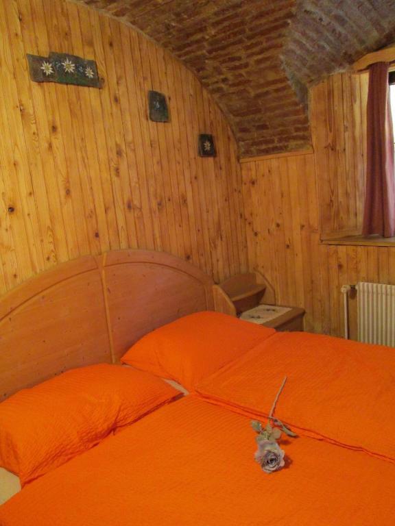 Slovenian Traditional Guest House Begunje na Gorenjskem Room photo